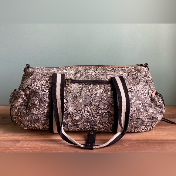 Sakroots Artist Circle Travel Duffle Bag - Picture 9 of 10